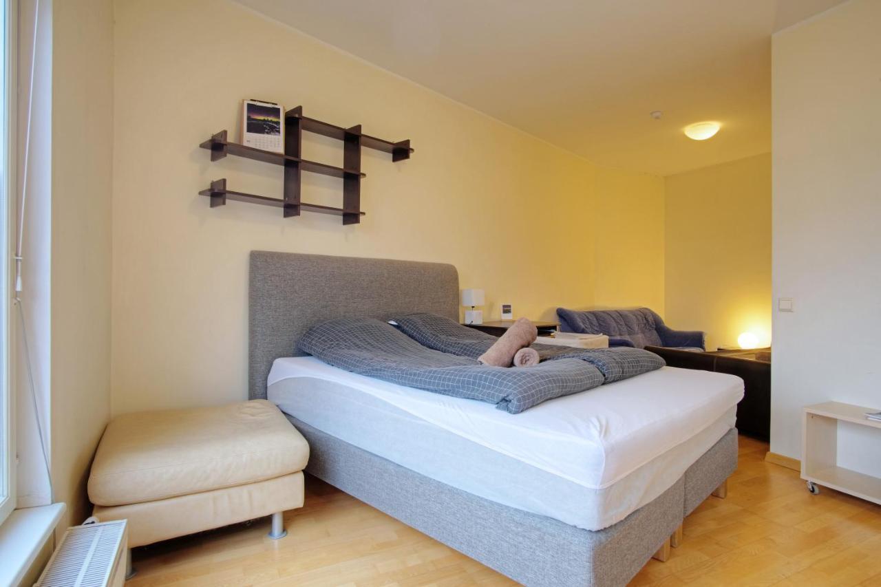 Studio Apartment In Quiet Heart Of Everything Tallinn Kültér fotó